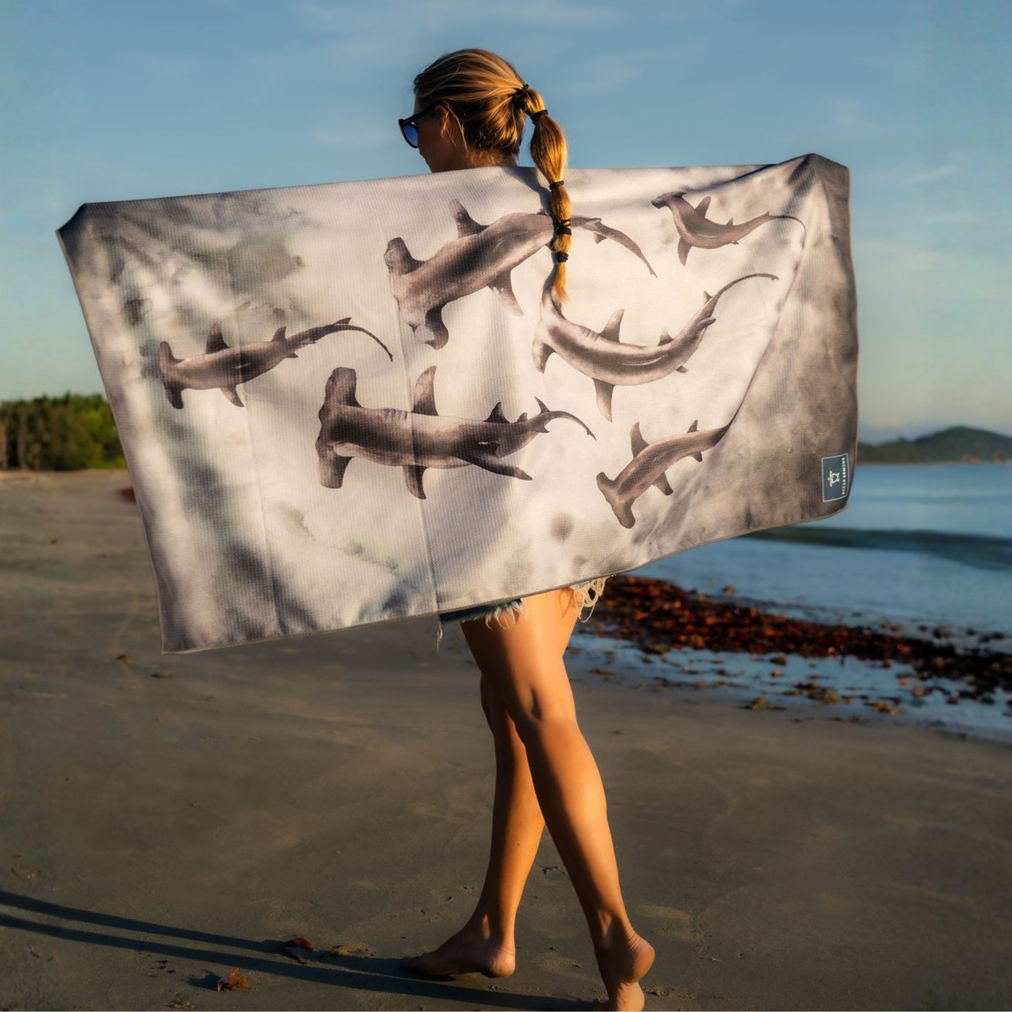 Sand-Free Beach Towel - Hammerhead